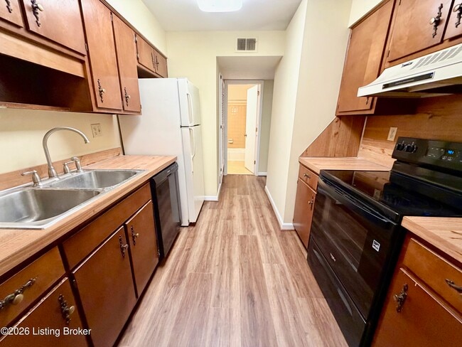 Photo - 2214 Sherwood Ave Unit 12