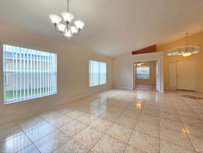 Photo - 13912 Valleybrooke Ln