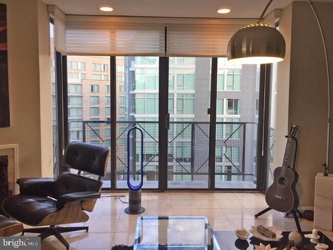 Photo - 1117 New Hampshire Ave NW Unit 9