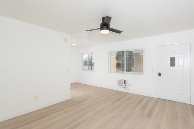 Photo - Ivy Street Apartments