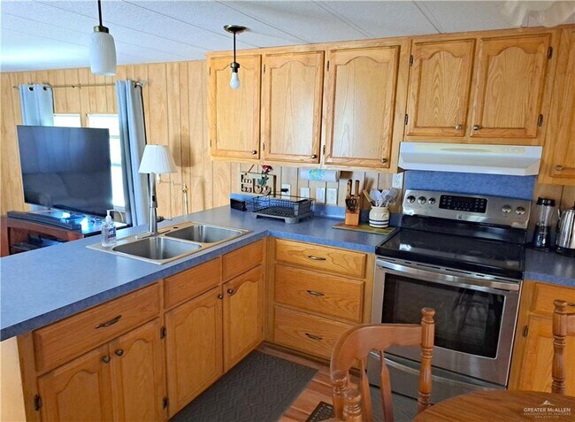 20 Cory Dr