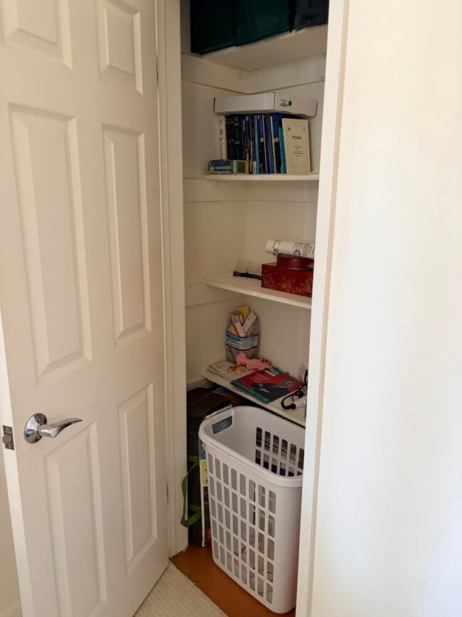 1601 Hilts Ave Unit 3