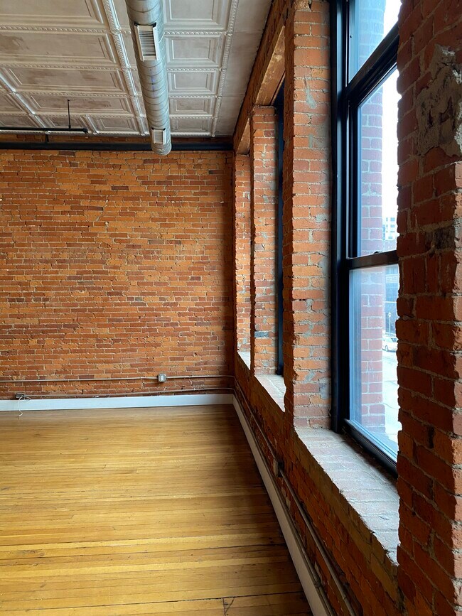 Photo - Ohio Furniture Bldg