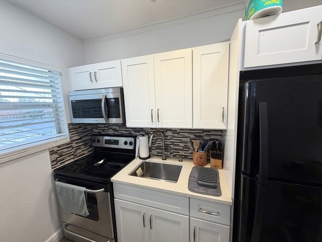 Photo - 2160 SW 17th St Unit Apt #2162