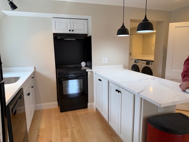 Photo - 15 River St Unit 2