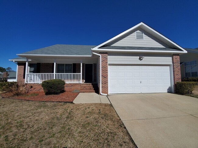 Building Photo - 218 Silver Oaks Dr Rental
