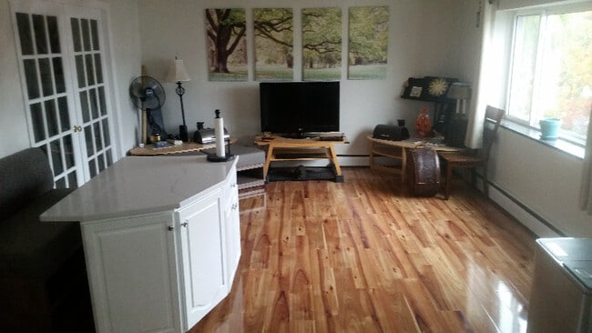 Photo - 25 Homer Ave