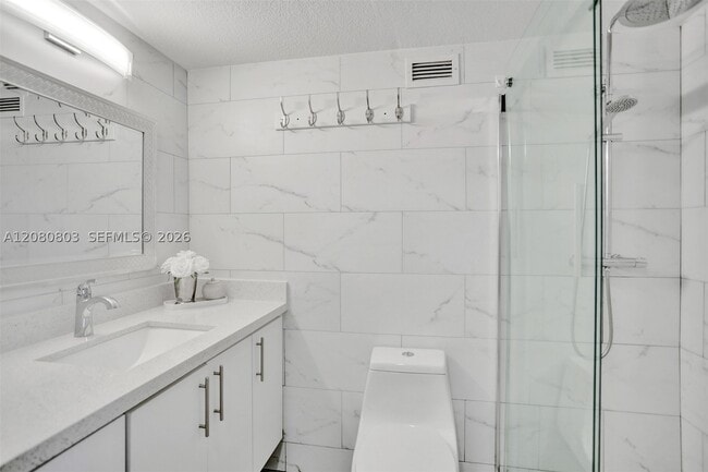 2501 S Ocean Dr Unit PH37 (available Novem 3)
