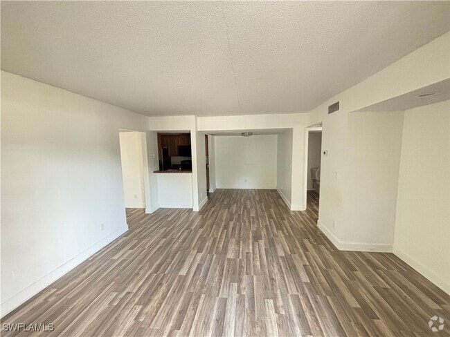 Building Photo - 201 Santa Clara Dr Unit 201 Rental