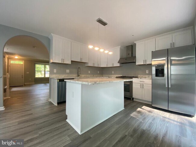 Photo - 1931 Barrington Ct