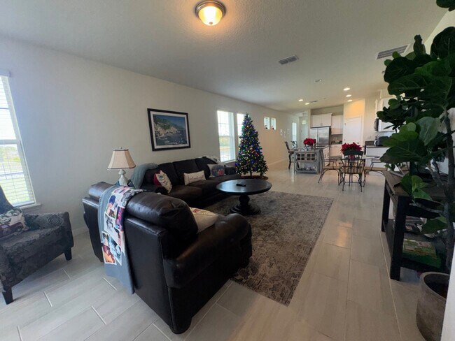 Photo - 8503 Tavernier Aly