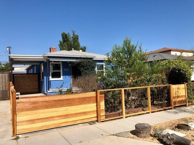 Photo - 1727 Franklin St