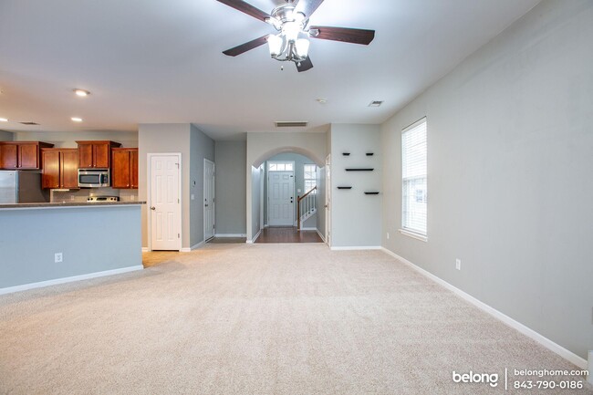 Photo - 113 Roadster Row