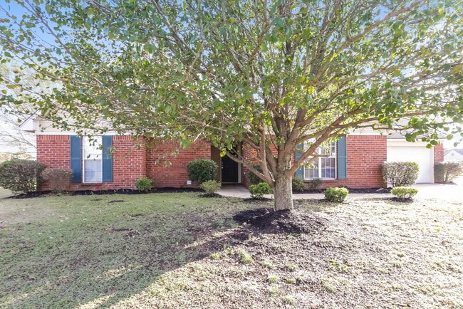 Photo - 10953 Oak Leaf Dr House
