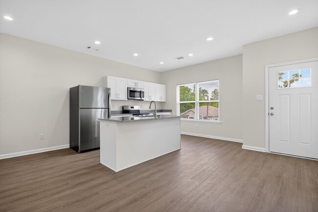 Photo - 3109 W 11th St Unit 3109 W 11th St - A