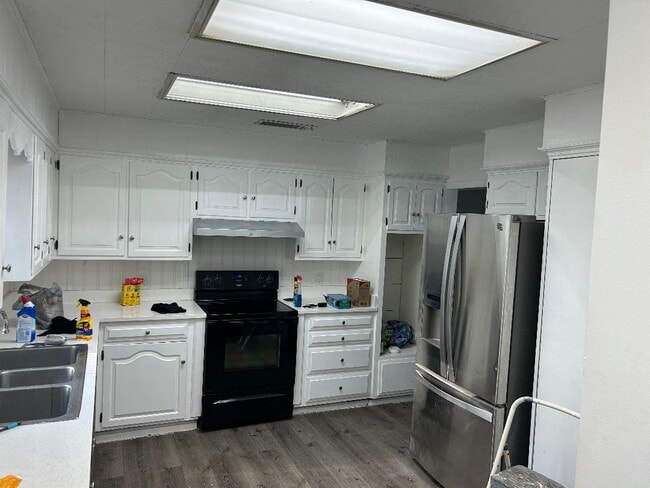 Photo - 616 Riverside Dr Unit 616A