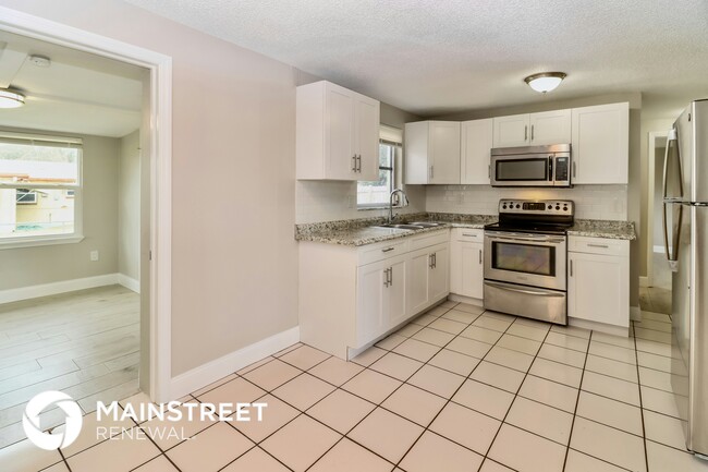Photo - 4151 Ridgefield Ave