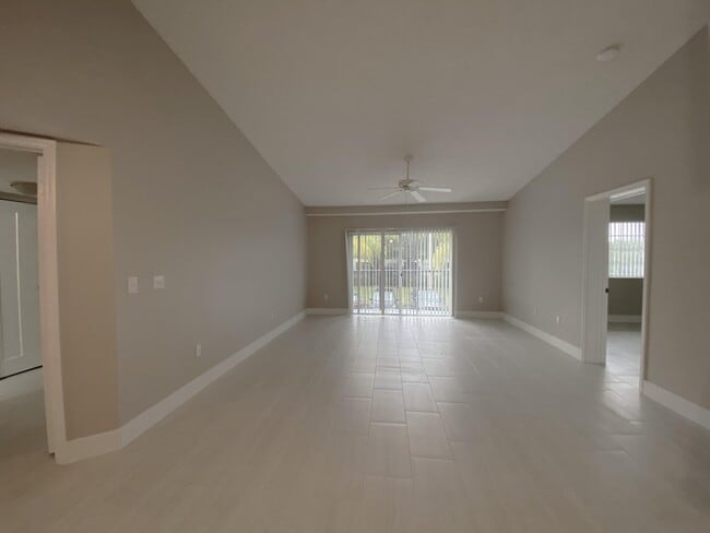Photo - 1600 Crestwood Ct S Unit 1603
