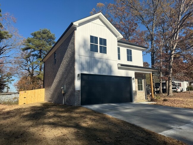 Photo - 412 Prickett Rd