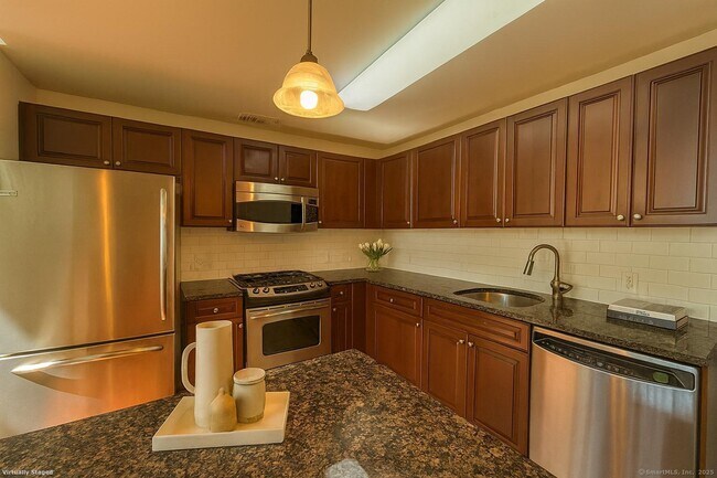 Photo - 850 E Main St Unit APT 511