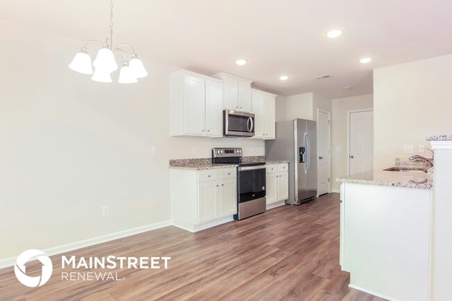 Photo - 302 Armistead Ct