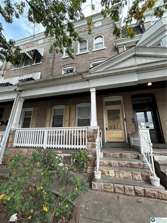 Building Photo - 717 N 7th St Unit 3