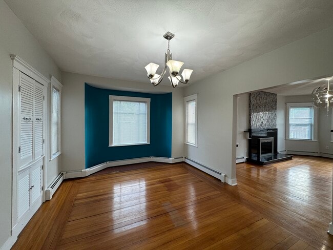 Photo - 722 Adams St Unit #3