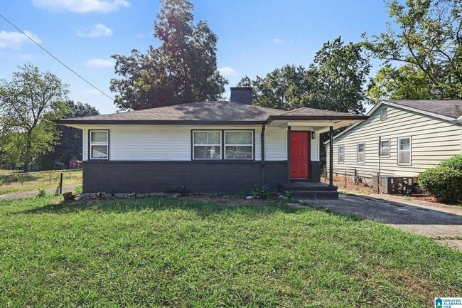 Building Photo - 2017 29th Ave