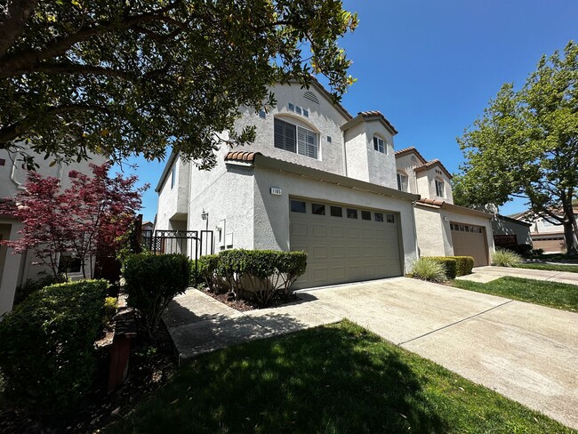 2 story home, gated community, near Shops ... - 2 story home, gated community, near Shops ...