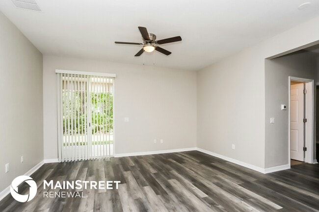 Photo - 7836 Evinrude Ave