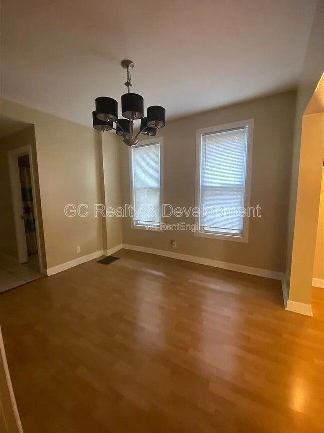 Photo - 1837 N Francisco Ave Unit 1