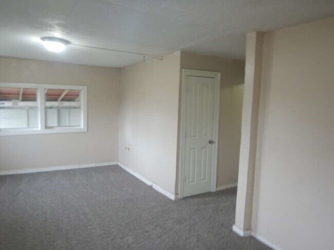 Photo - 6405 Conley St