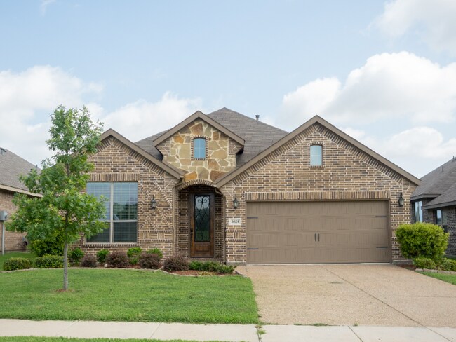 Photo - 3028 Marble Falls Dr