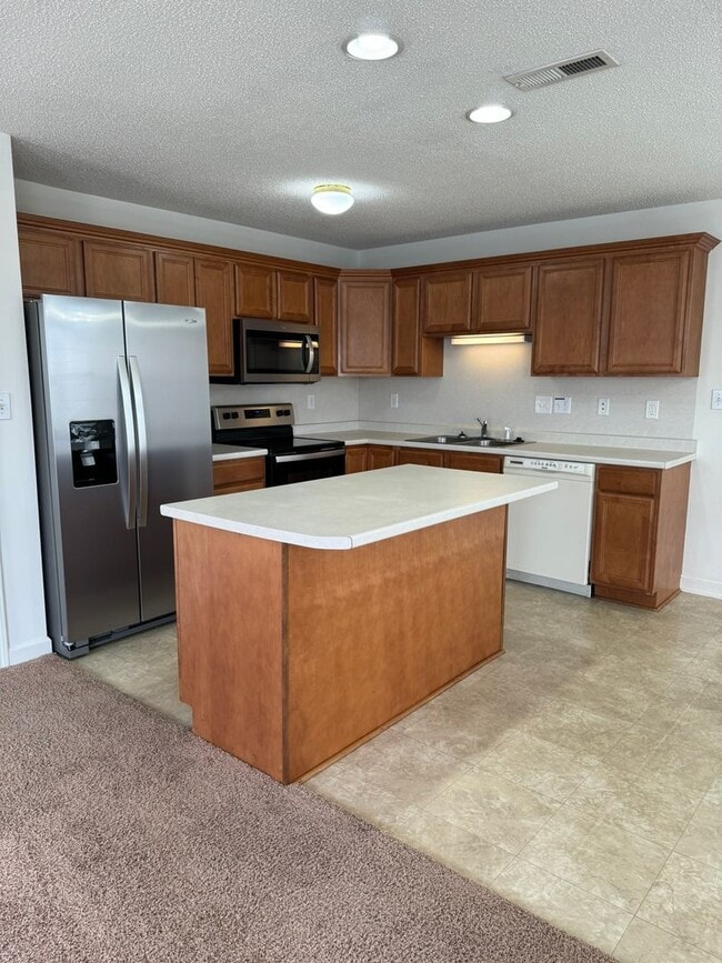 Photo - 115 Clusters Cir