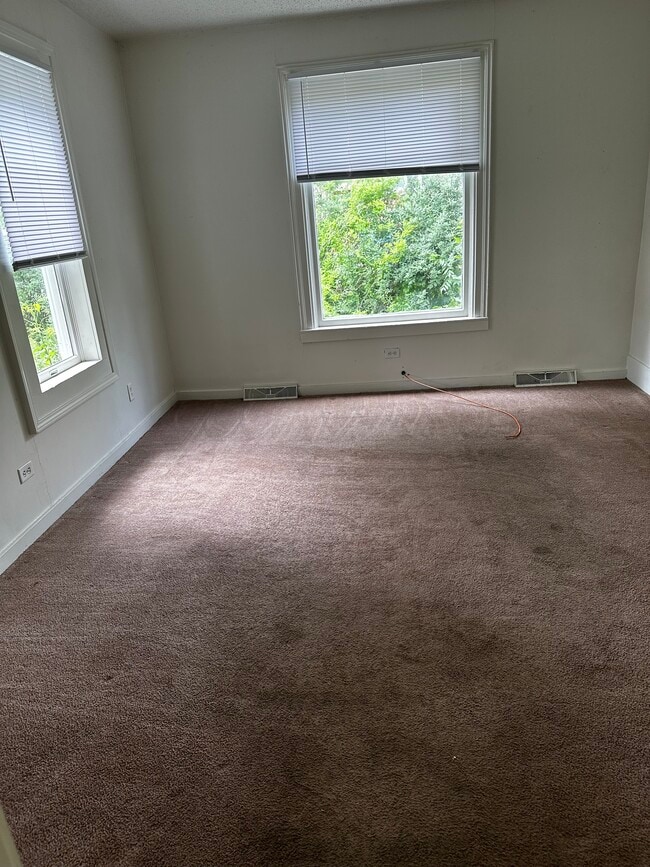 Photo - 429 S Michigan Ave