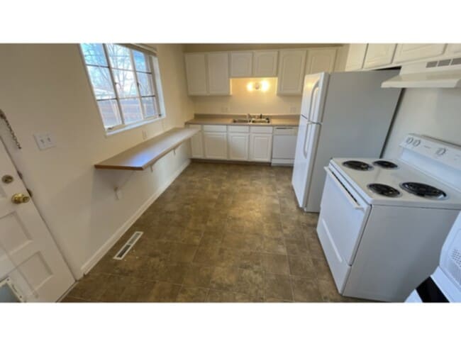 Photo - Fantastic updated ranch style home located in Lower Skyway