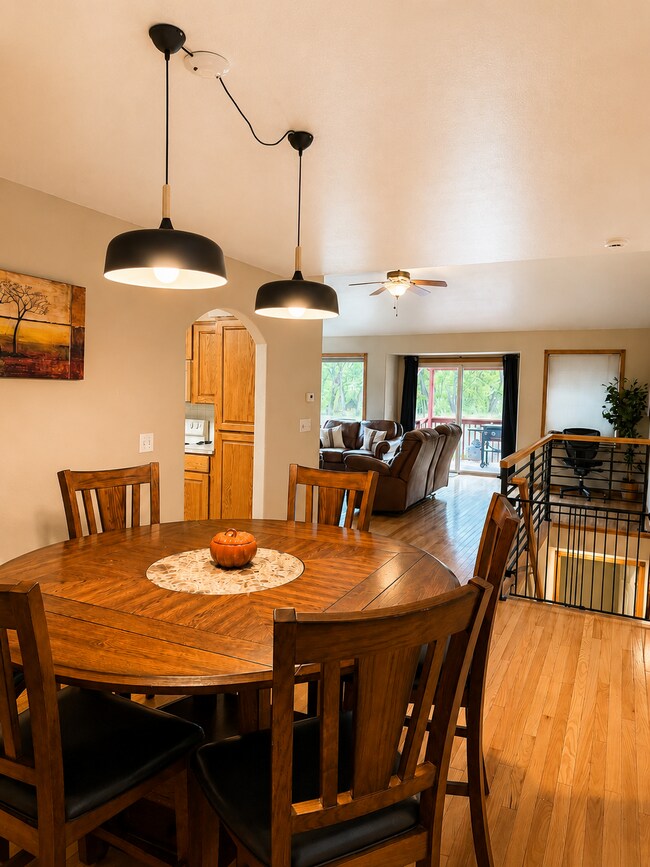 Photo - 601 Moose Ct