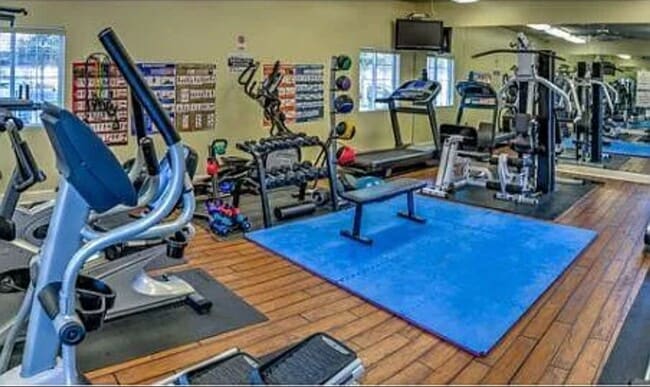 Photo - 600 Hosking Ave Unit D