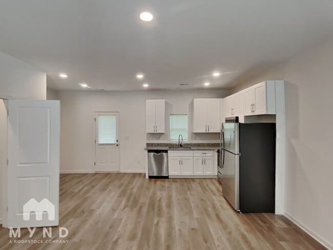 Photo - 702 W Virginia Ave