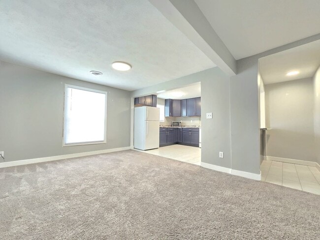 Photo - 815 N Main St Unidad C