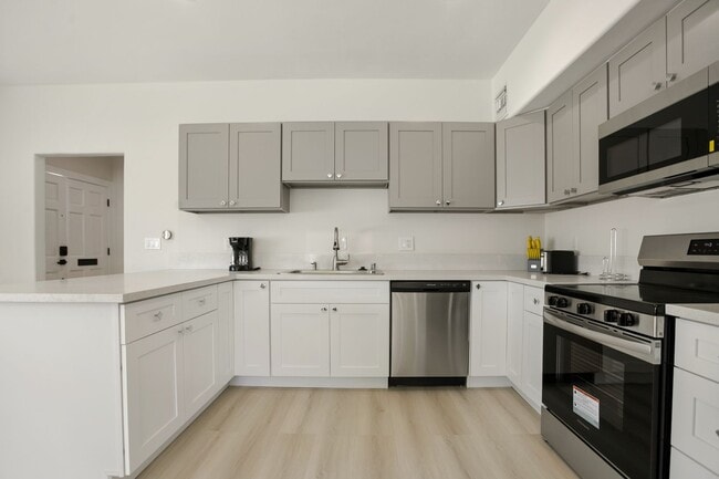 Building Photo - Tampa Haus Unit 7902 Tampa Avenue Rental