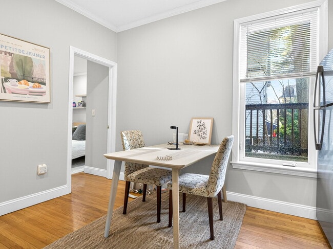 Photo - 1576 Cambridge St Unit 1