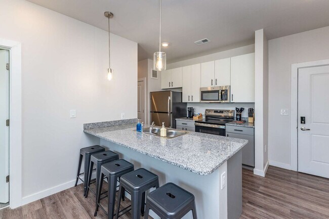 Photo - 2746 Central Pkwy Unidad FL4-ID1261717P