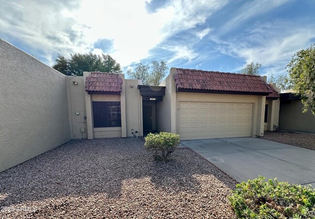 Building Photo - 18414 N 25th St Rental
