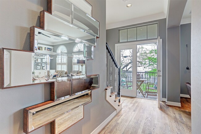 Photo - 2810 Helena St