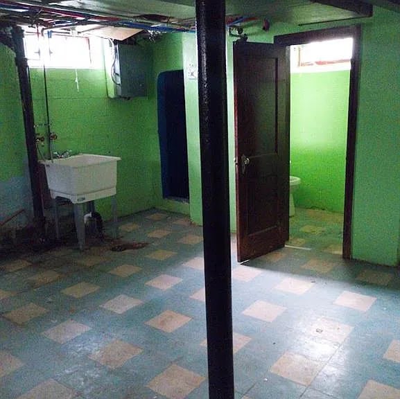 Photo - 2967 Doris St