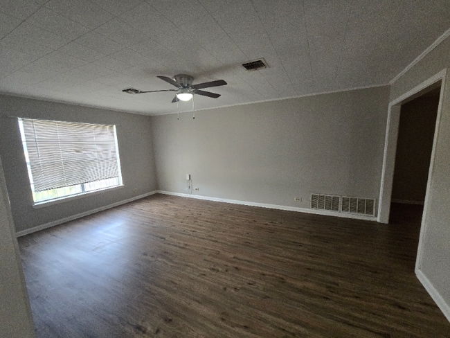 Photo - 1615 Cincinnati Ave Unit 1