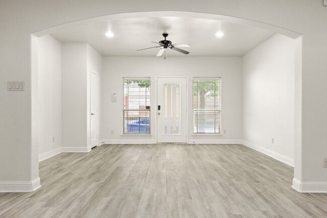 Photo - * MOVE IN SUMMER 7/25/2027 * 5 Bed 3 Bath,...