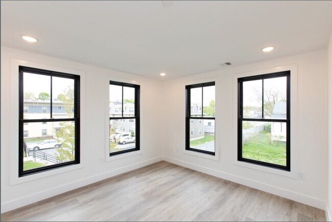 Photo - 173 Magnolia St Unidad 4
