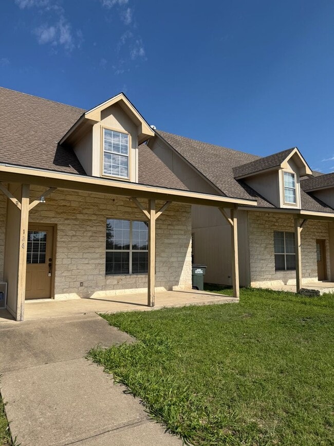 COMING SOON - MID MAY - COMING SOON - MID MAY Townhome